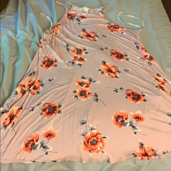 Forever 21 1X Floral Dress Gently Used - Picture 2 of 6